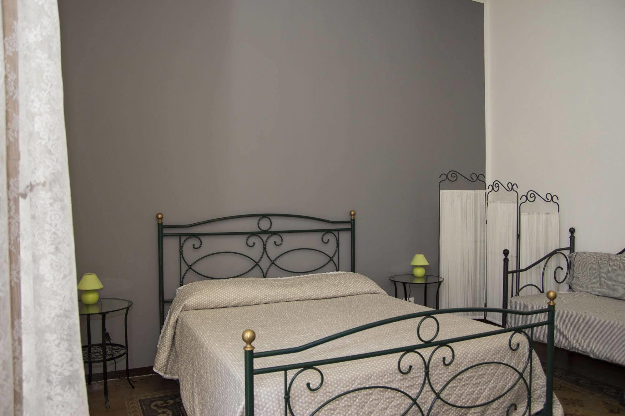 팔레르모 Residenza Di Maggio B&B 외부 사진